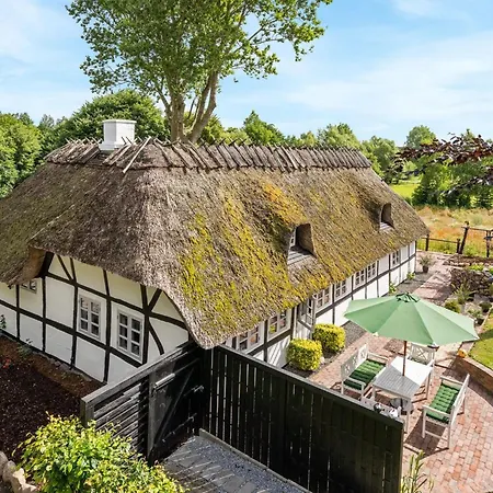 Maileen - 2-1km To The Fjord By Interhome *